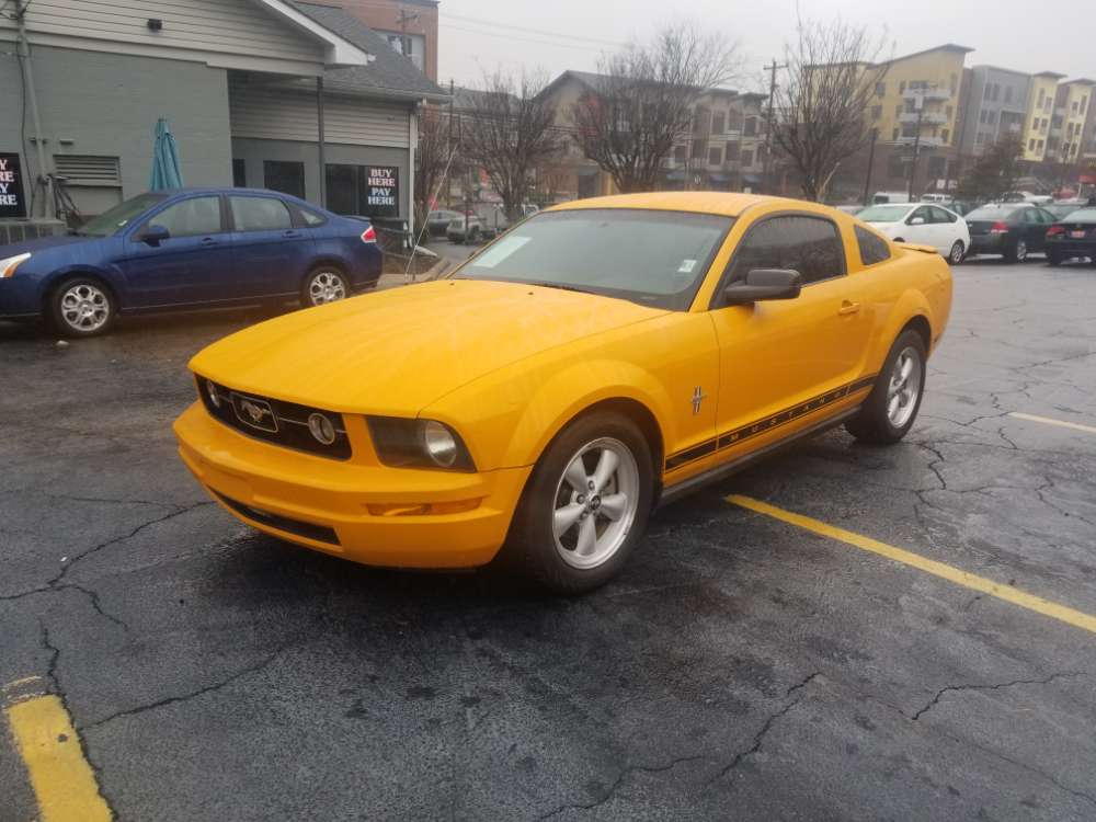 Ford Mustang 2007 Orange