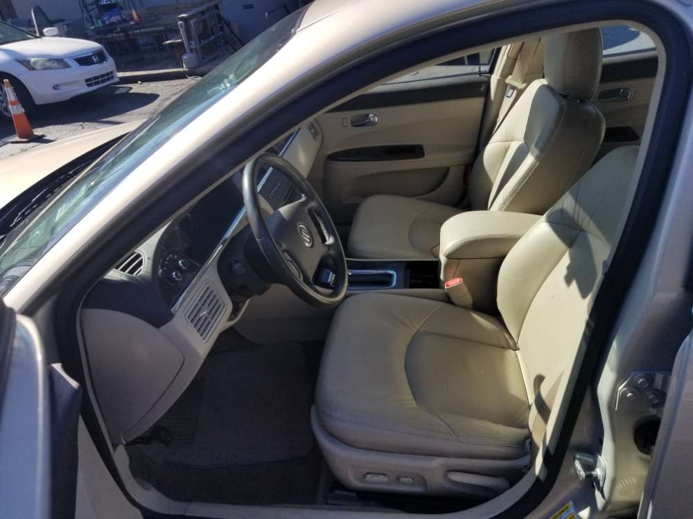 Buick LaCrosse 2008 Gold