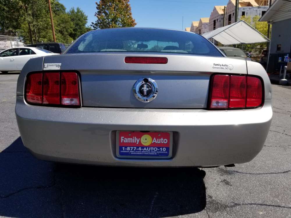 Ford Mustang 2008 Silver