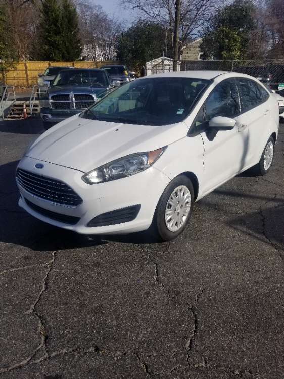 Ford Fiesta 2015 White
