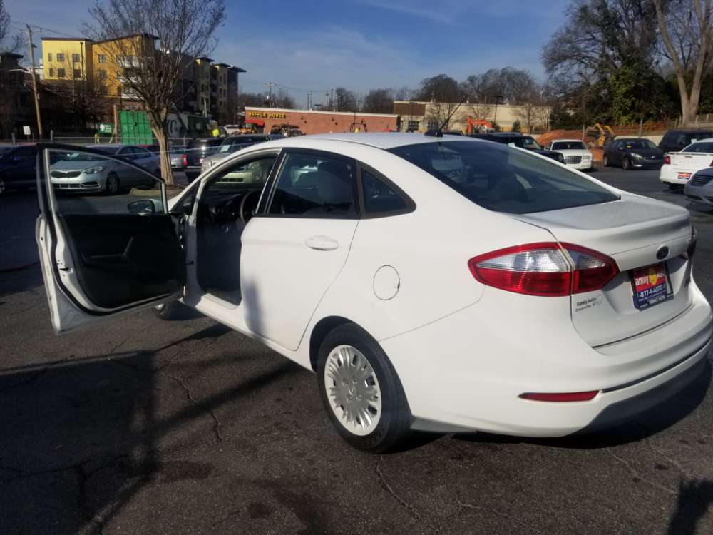 Ford Fiesta 2015 White