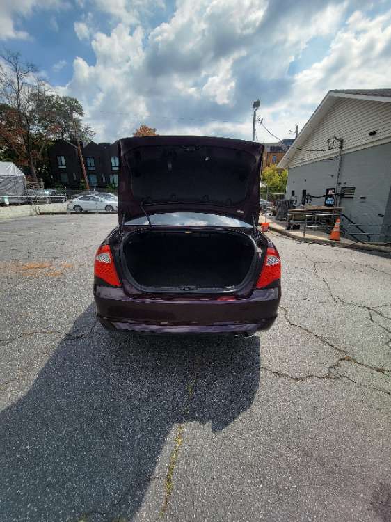 Ford Fusion 2011 Maroon