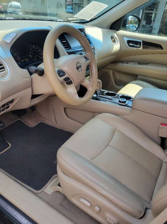 Nissan Pathfinder 2014 Black