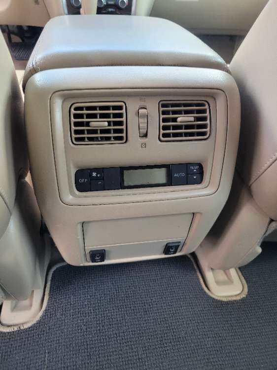 Nissan Pathfinder 2014 Black