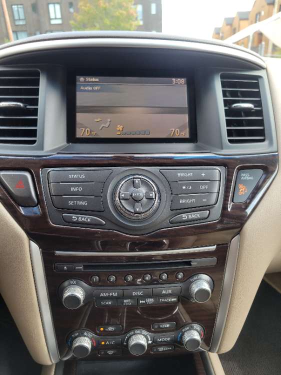 Nissan Pathfinder 2014 Black
