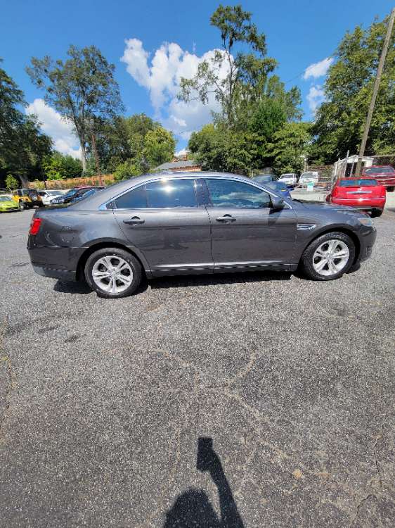 Ford Taurus 2016 Gray