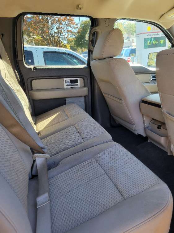 Ford F-150 2010 Black