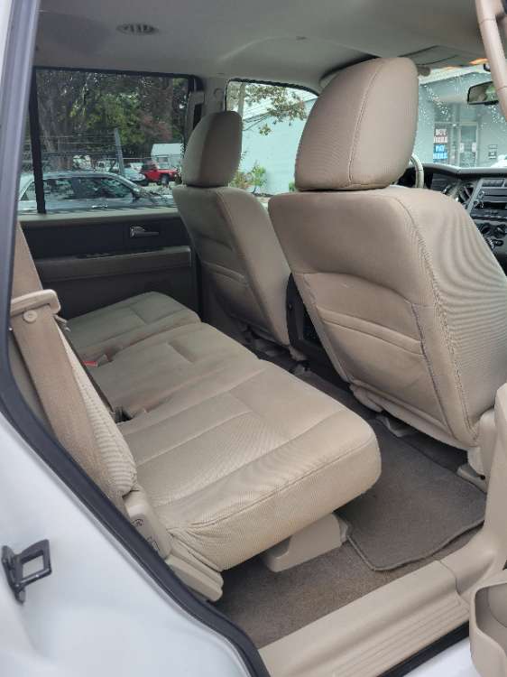 Ford Expedition 2011 White