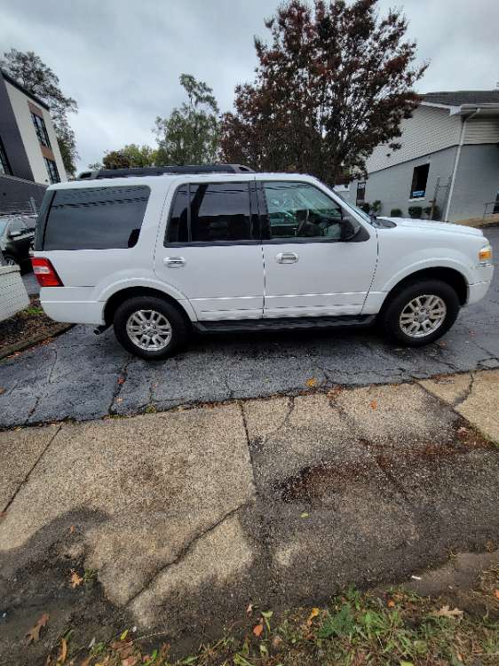 Ford Expedition 2011 White