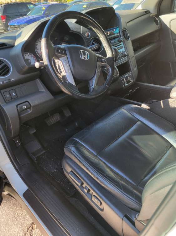 Honda Pilot 2012 White