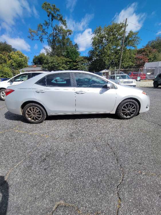Toyota Corolla 2017 Silver